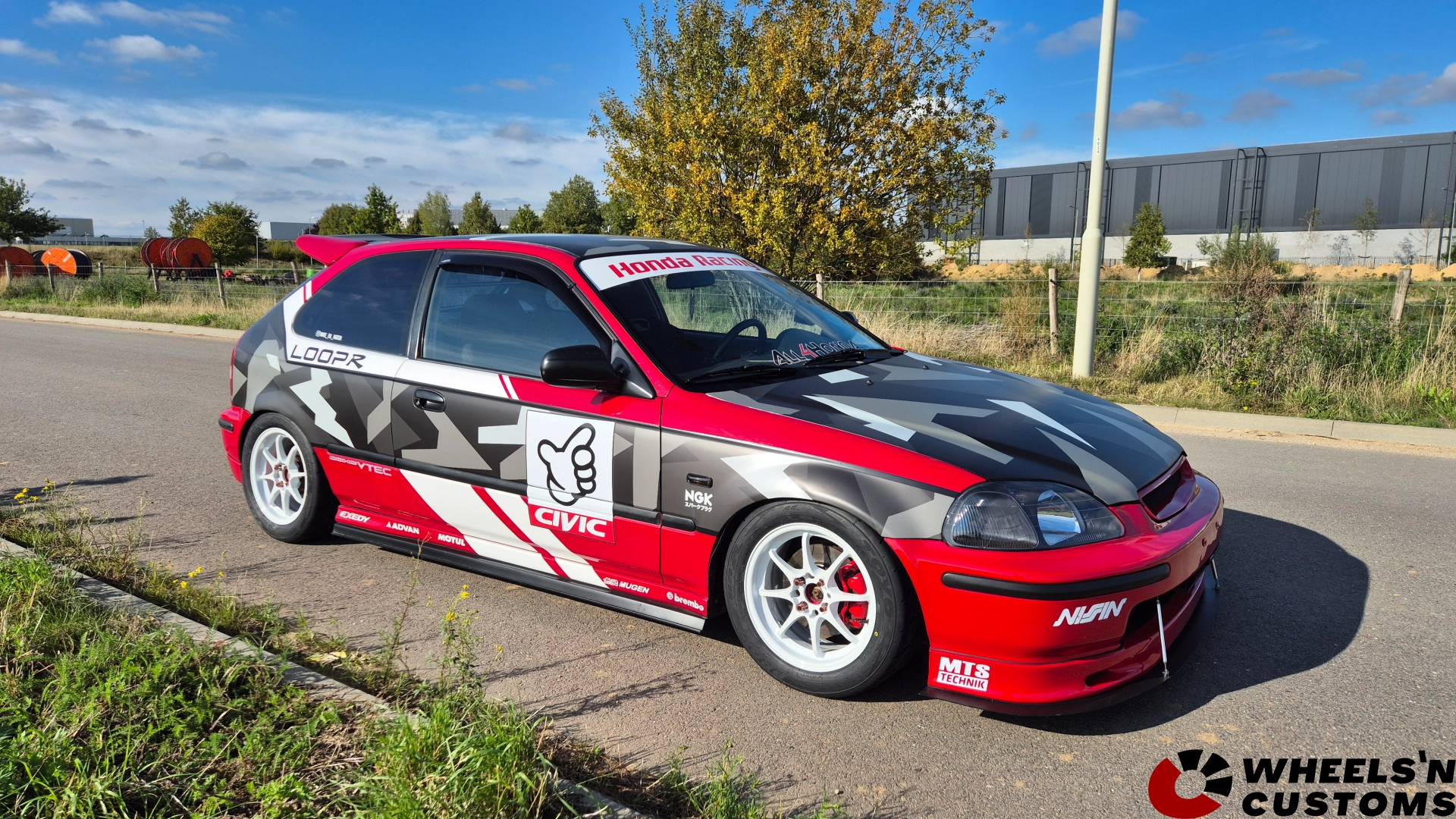 Honda Civic EK - 15 inch Japan Racing JR5 - 4x100 7J ET35 