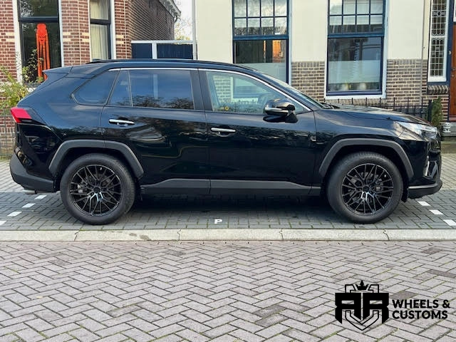 Toyota Rav4 - Japan Racing JR38 Black Machined Tinted Face 