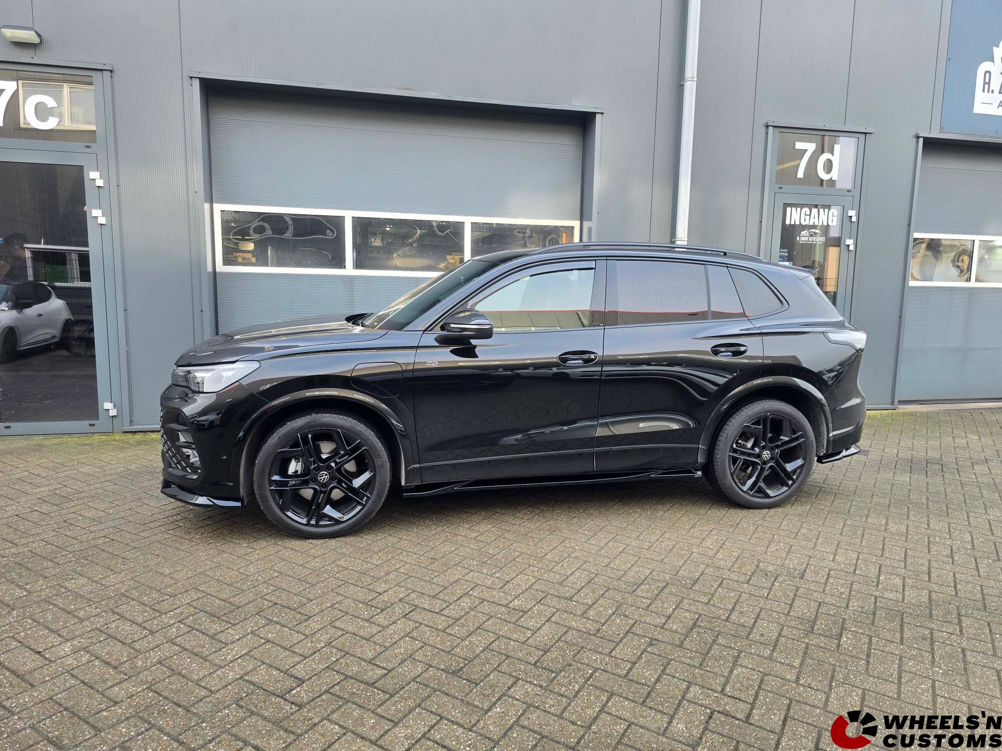 Volkswagen Tiguan Mk3 R-Line - Voorzien van Maxton Design onderdelen
