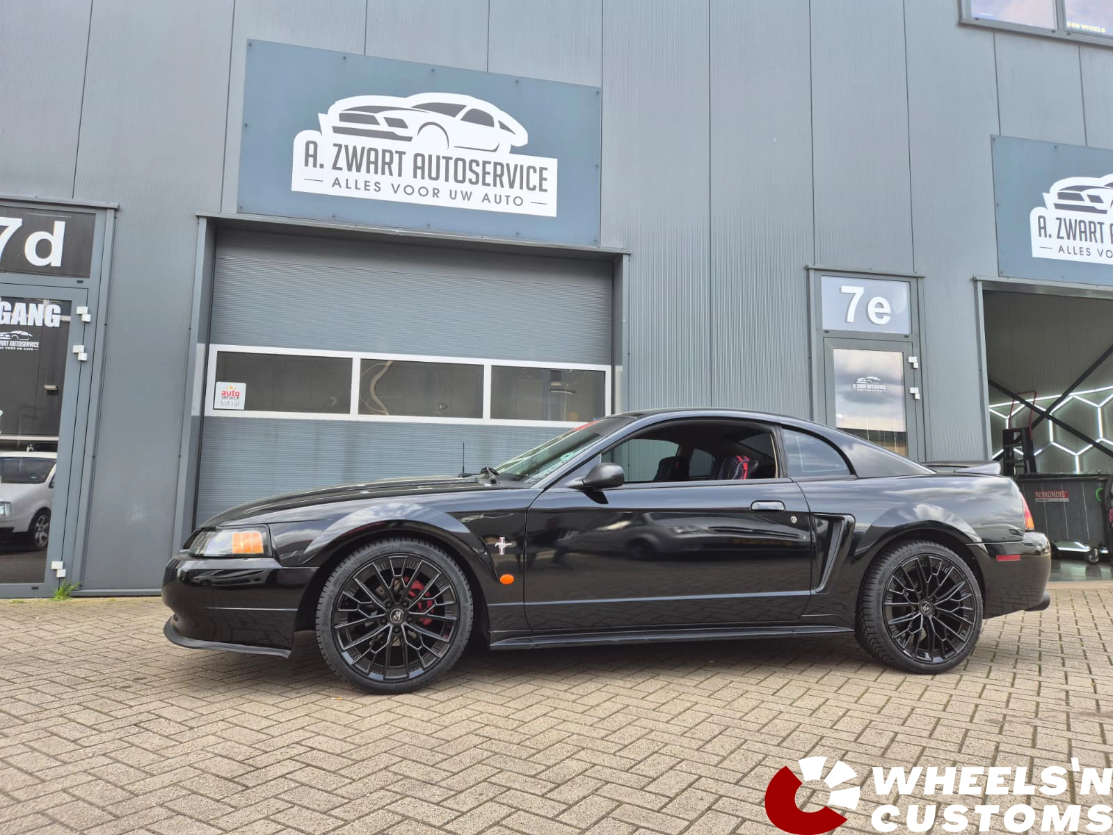 Ford Mustang 3.8 V6 -19inch Fondmetal 1972 GLOSSY BLACK 5x114.3 8.5J ET40