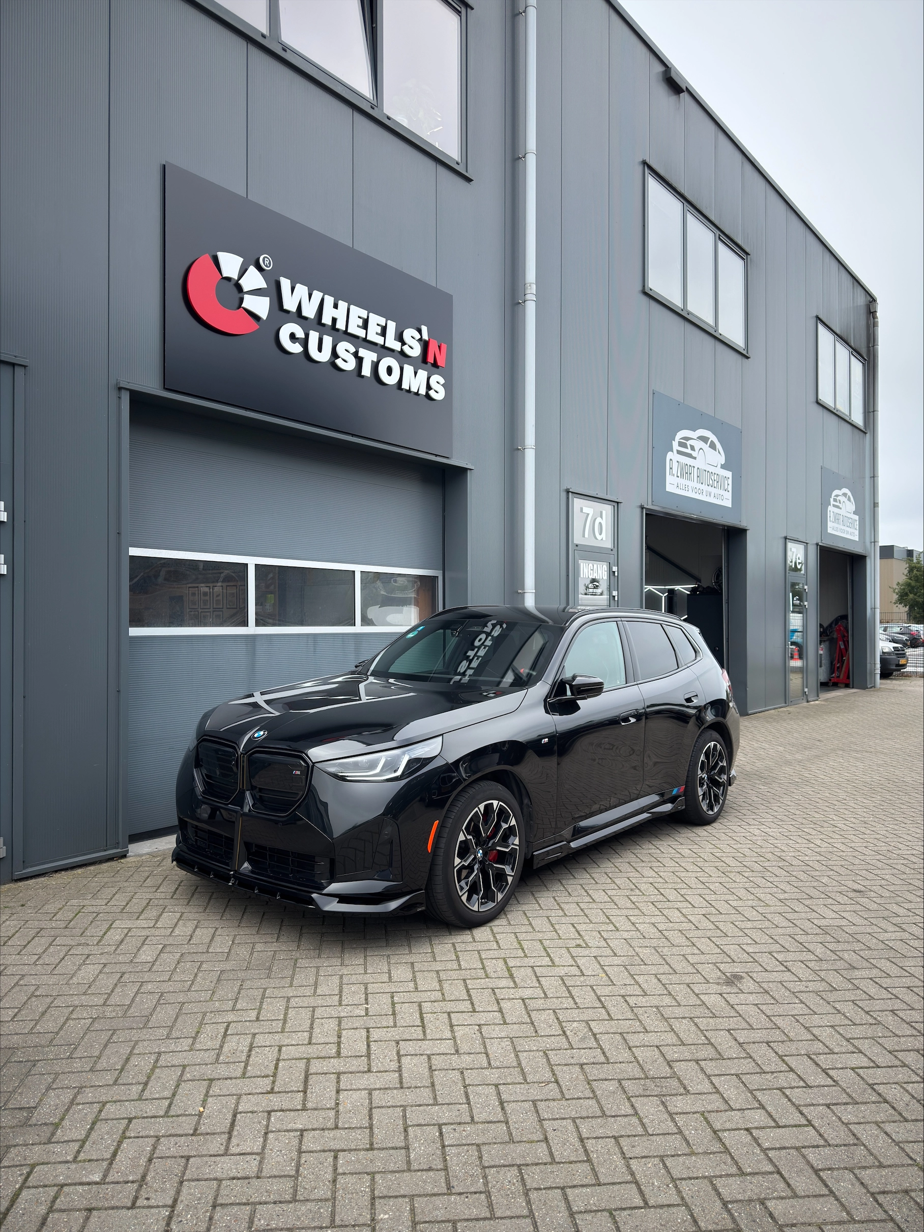 Deze BMW X3 M50 G45 is voorzien van nieuwe Maxton onderdelen 