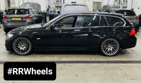 BMW E91 - 19 inch IWP Custom W703 Gun Metal - 5x120 8.5J + 9.5J ET35.