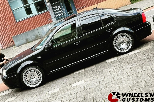 Volkswagen Bora - 18 inch Forzza Limit - 5x100 8.5J ET35