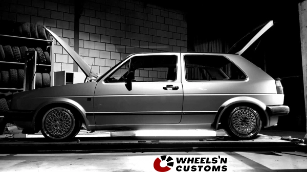 Volkswagen Golf 2 - 15 inch Retro Wheels - 4x100 7.5J ET25