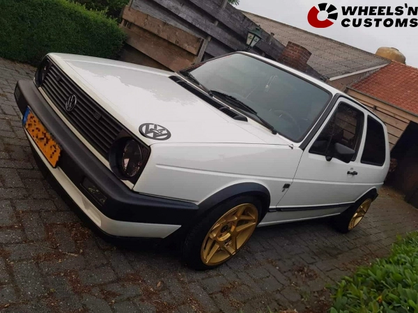 Volkswagen Golf 2 - 16 inch JNC Wheels - 8.0J ET20