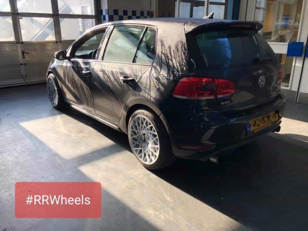 Volkswagen Golf 6 - 18 inch Art in motion - 5x112 8.5J ET35