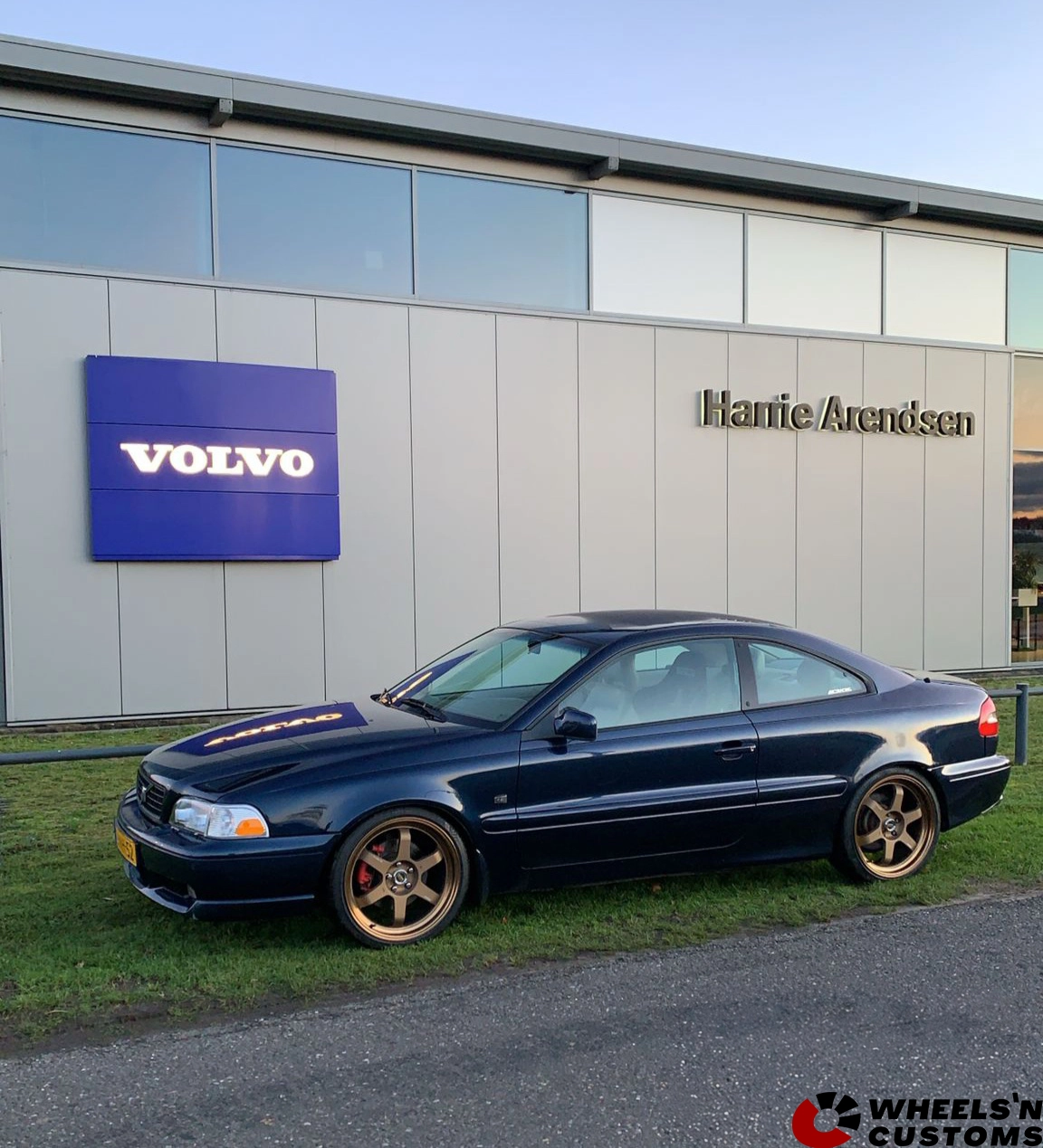 Volvo C70 - 19 inch JF Luxury X17 Brushed Brons - 5x108 8.5J ET38