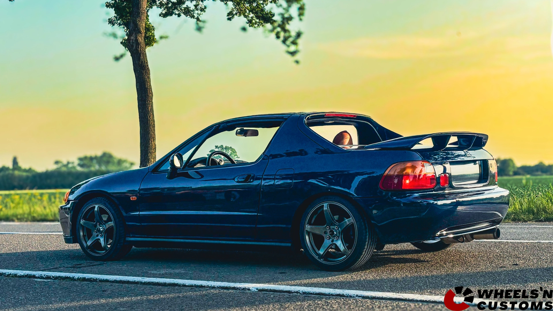 Honda CRX Del Sol - 16 inch YKW Autoshoes AS2 - 4x100 7J ET35